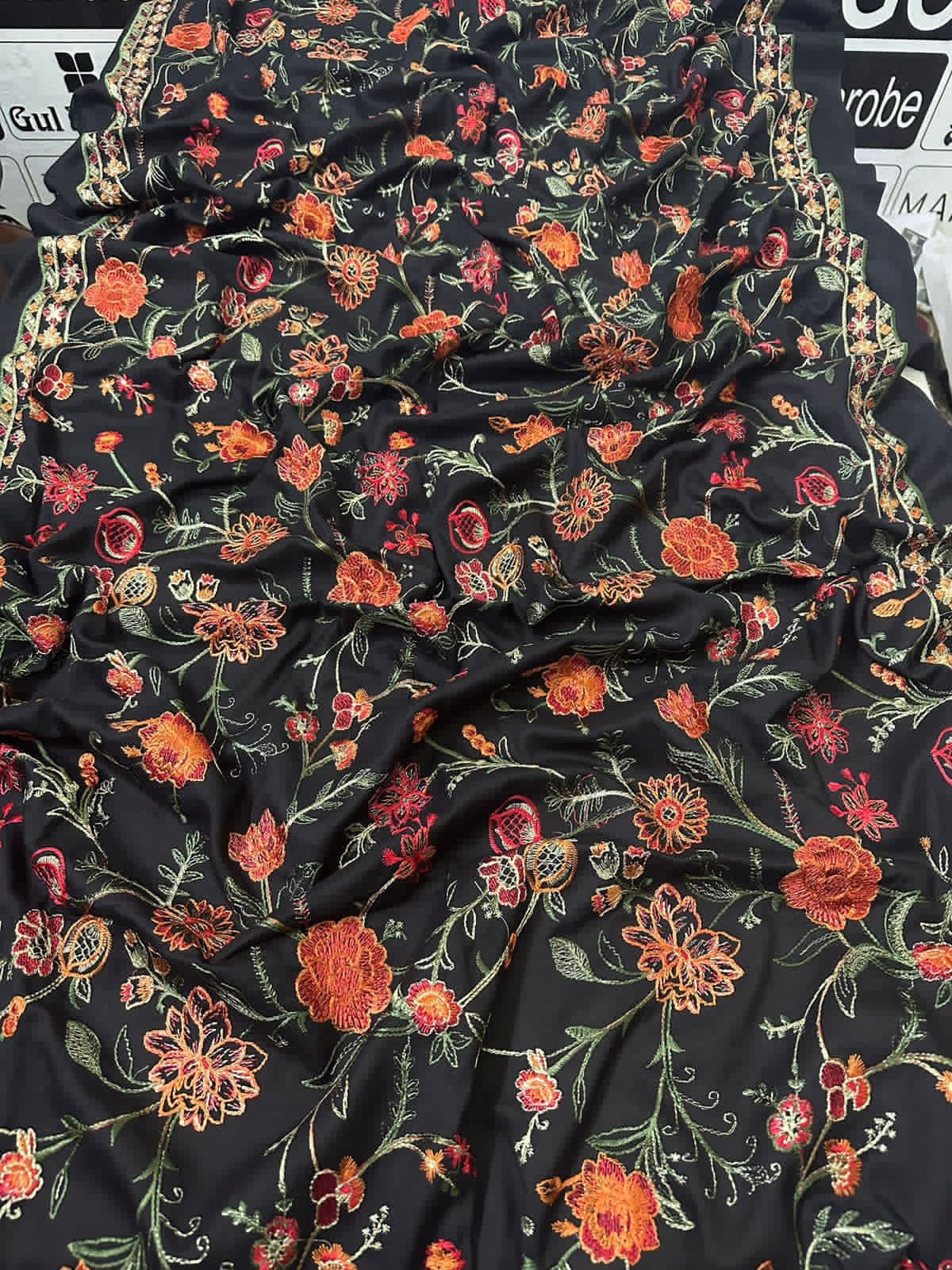 Dhanak Embroidered 3-Piece Suit with Embroidered Shawl