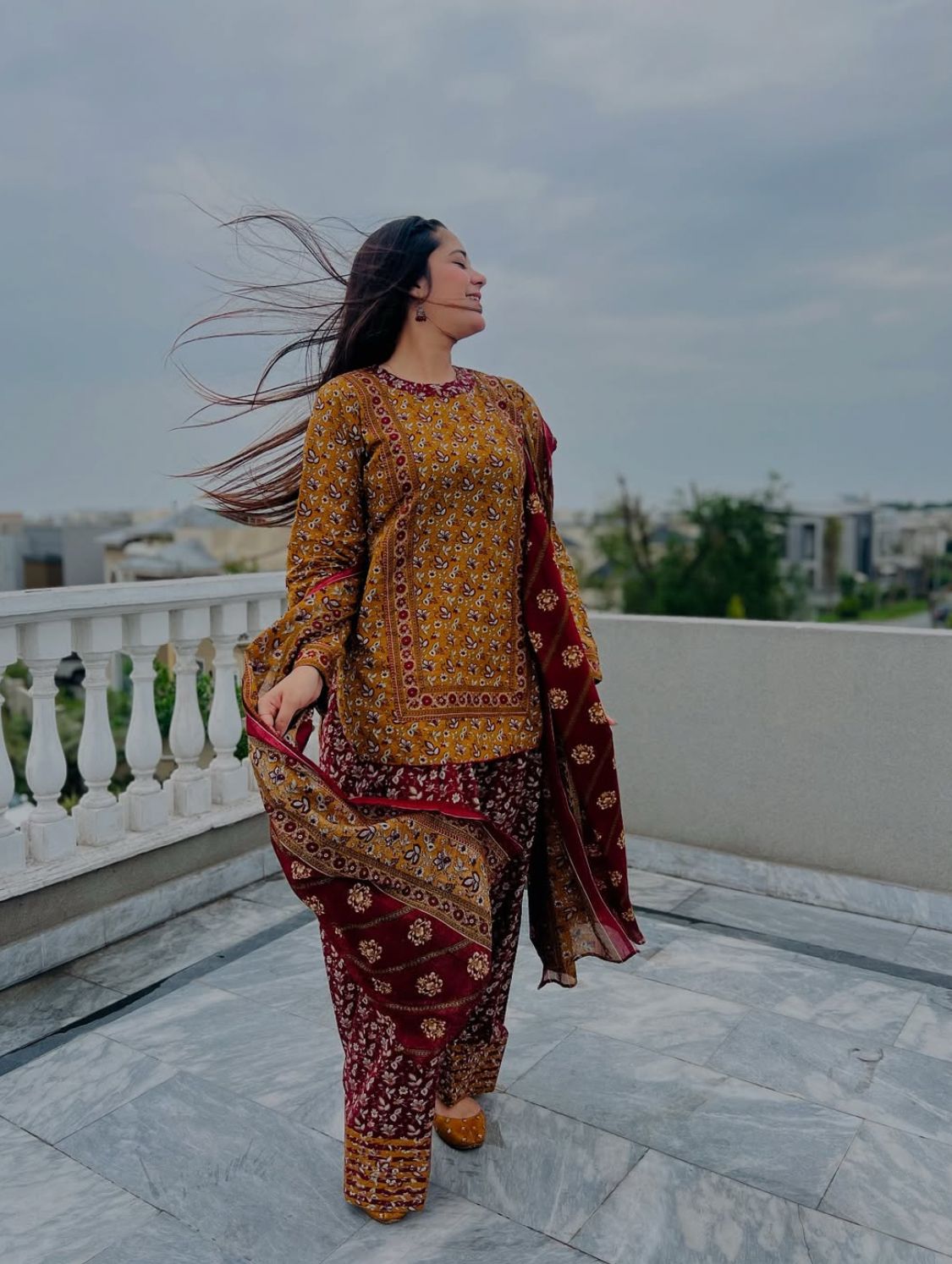 DIGITAL rang ja 3PC SUIT WITH FARSI SALWAR