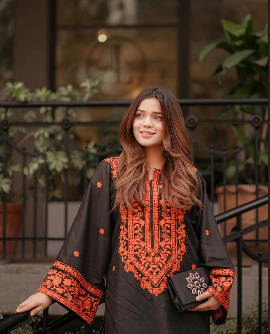 '-LONG NECK Embroidery Round Shirt With PLAZO