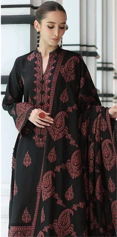WINTER 3PC Dhannak Embroidered Suit With Embroidery Shawll