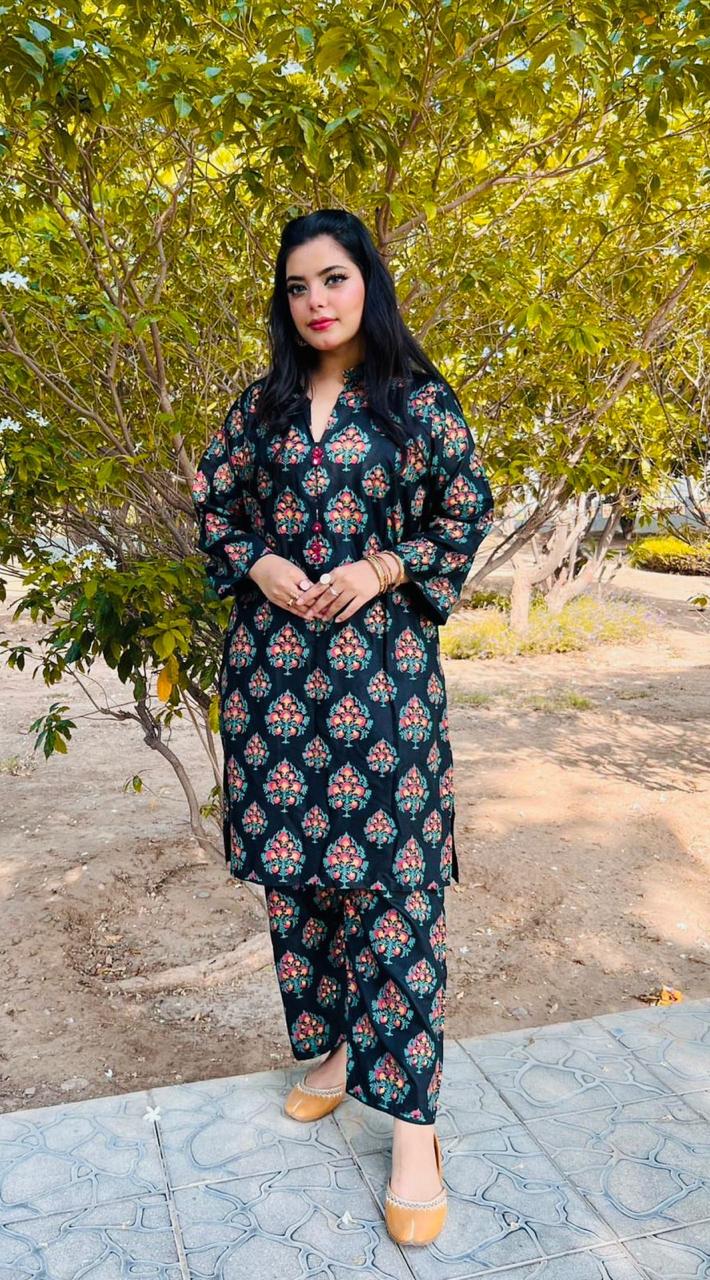 Multi ladies 2pcs suit summer collection