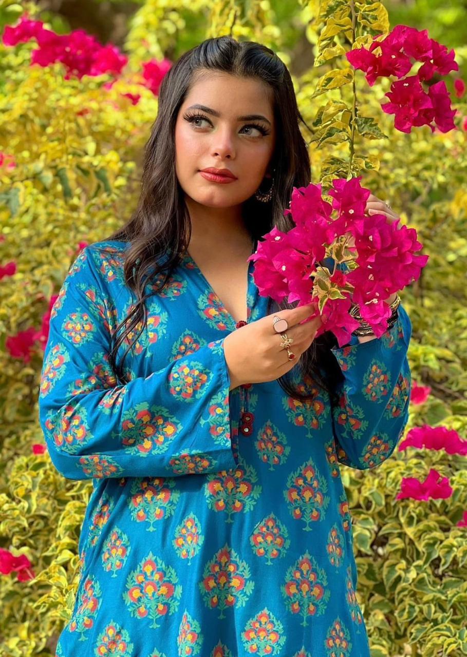 Multi ladies 2pcs suit summer collection